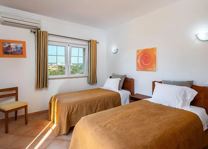 8 Schlafzimmer Villa- Pool- Bbq- By Interhome