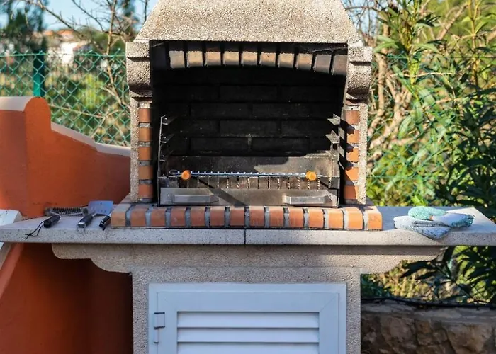 8 Schlafzimmer Villa- Pool- Bbq- By Interhome